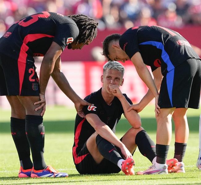 Barca lo lắng với chấn thương mới nhất của Dani Olmo 1